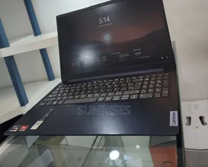 Photo - New Laptop Lenovo Ideapad 3 8GB AMD Ryzen 5 SSD 512GB