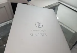 New Laptop Dell XPS 13 16GB Intel Core I7 SSD 512GB