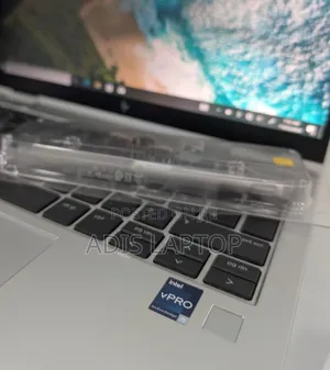 New Laptop HP EliteBook 830 16GB Intel Core I5 SSD 1T