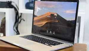 New Laptop Apple MacBook 2015 16GB Intel Core I7 SSD 512GB