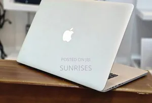 New Laptop Apple MacBook 2015 16GB Intel Core I7 SSD 512GB