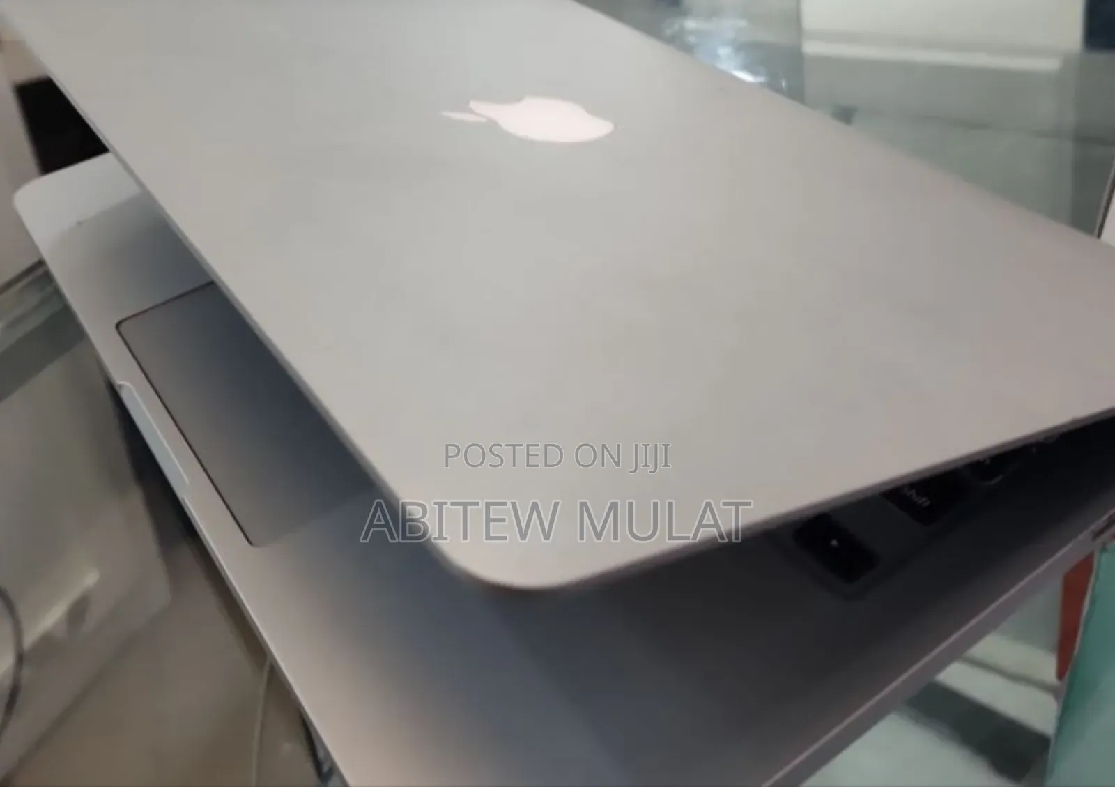 New Laptop Apple MacBook Pro 2013 8GB Intel Core I5 SSD 512GB