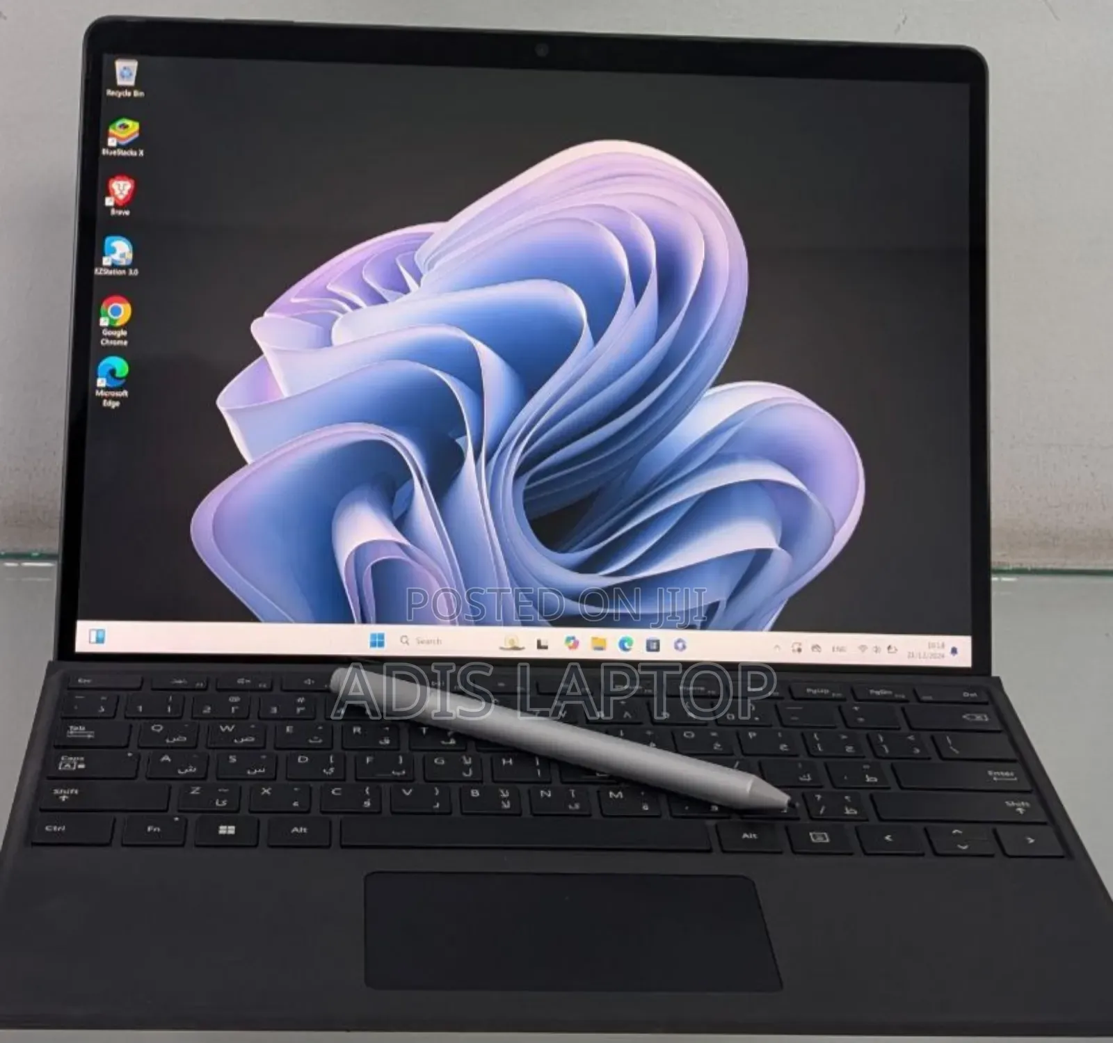 New Laptop Microsoft Surface Pro 9 8GB Intel Core I5 SSD 256GB