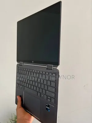 Photo - New Laptop HP Spectre 16GB Intel Core I7 SSD 512GB