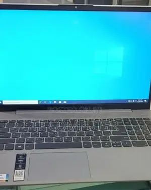 New Laptop Lenovo 8GB Intel Core I7 SSD 512GB