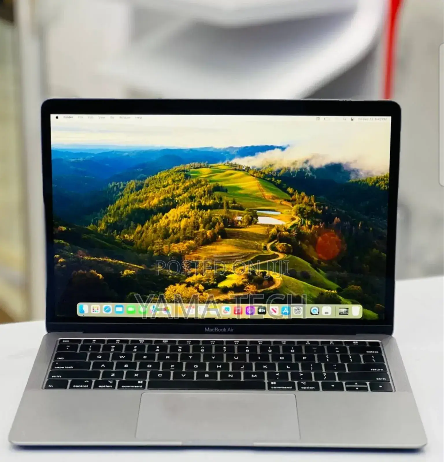 New Laptop Apple MacBook Air 2019 16GB Intel Core I7 SSD 512GB