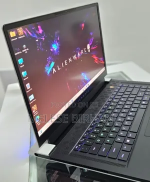New Laptop Alienware Area-51m 32GB Intel Core I7 SSD 1T