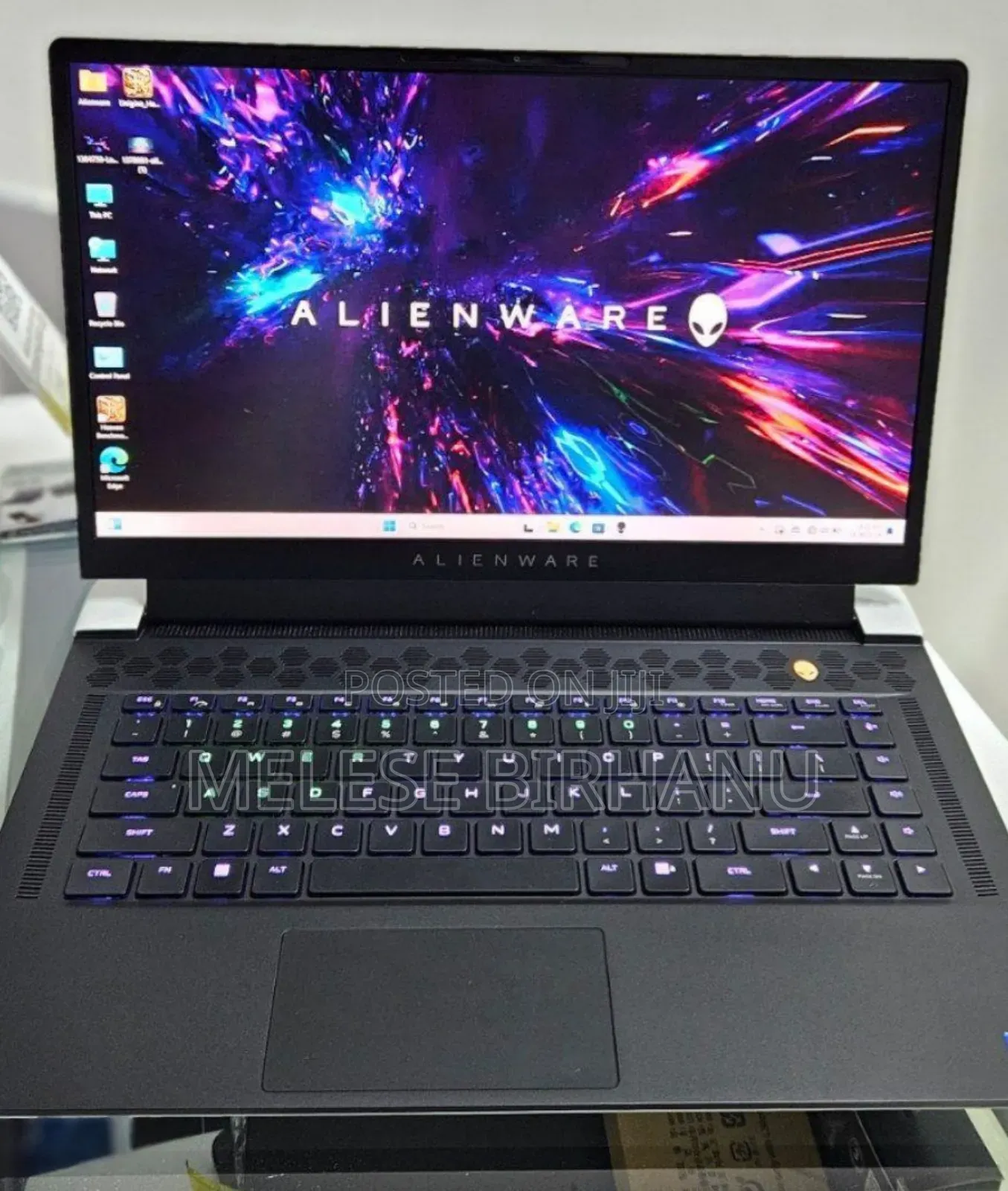 New Laptop Alienware Area-51m 32GB Intel Core I7 SSD 1T