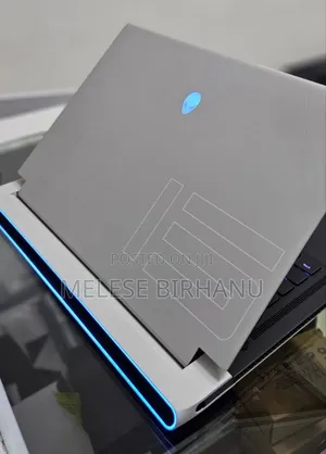 New Laptop Alienware Area-51m 32GB Intel Core I7 SSD 1T