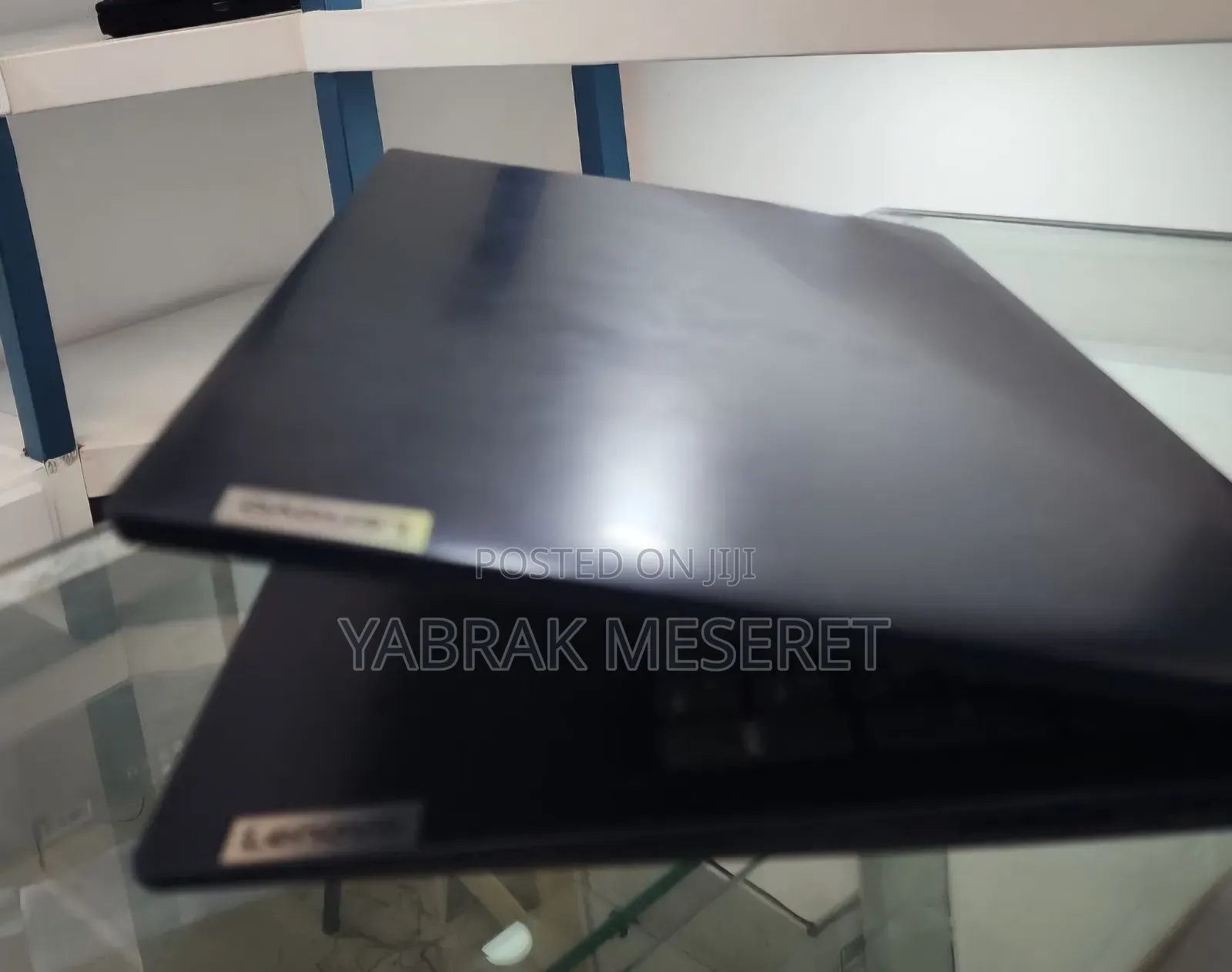 New Laptop Lenovo 8GB AMD Ryzen 5 SSD 512GB