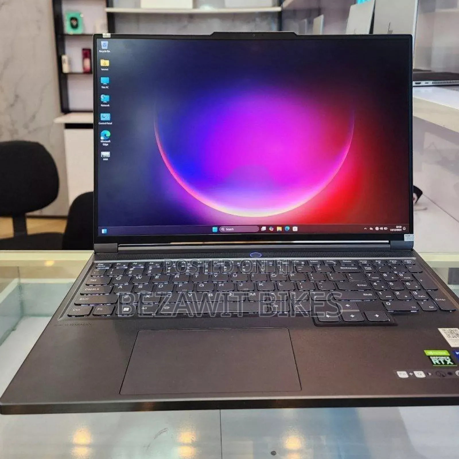 New Laptop Lenovo 16GB Intel Core I9 SSD 1T