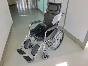 Toilet Wheelchair鬊can Be Folded Into a Stretcher怎wheelchair