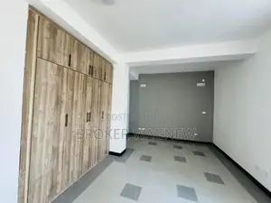 5bdrm Duplex in Bole for rent