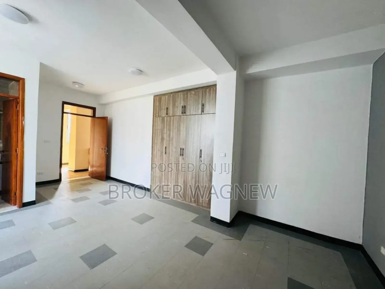 5bdrm Duplex in Bole for rent