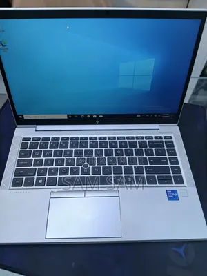 New Laptop HP EliteBook 840 G8 16GB Intel Core I7 SSD 512GB