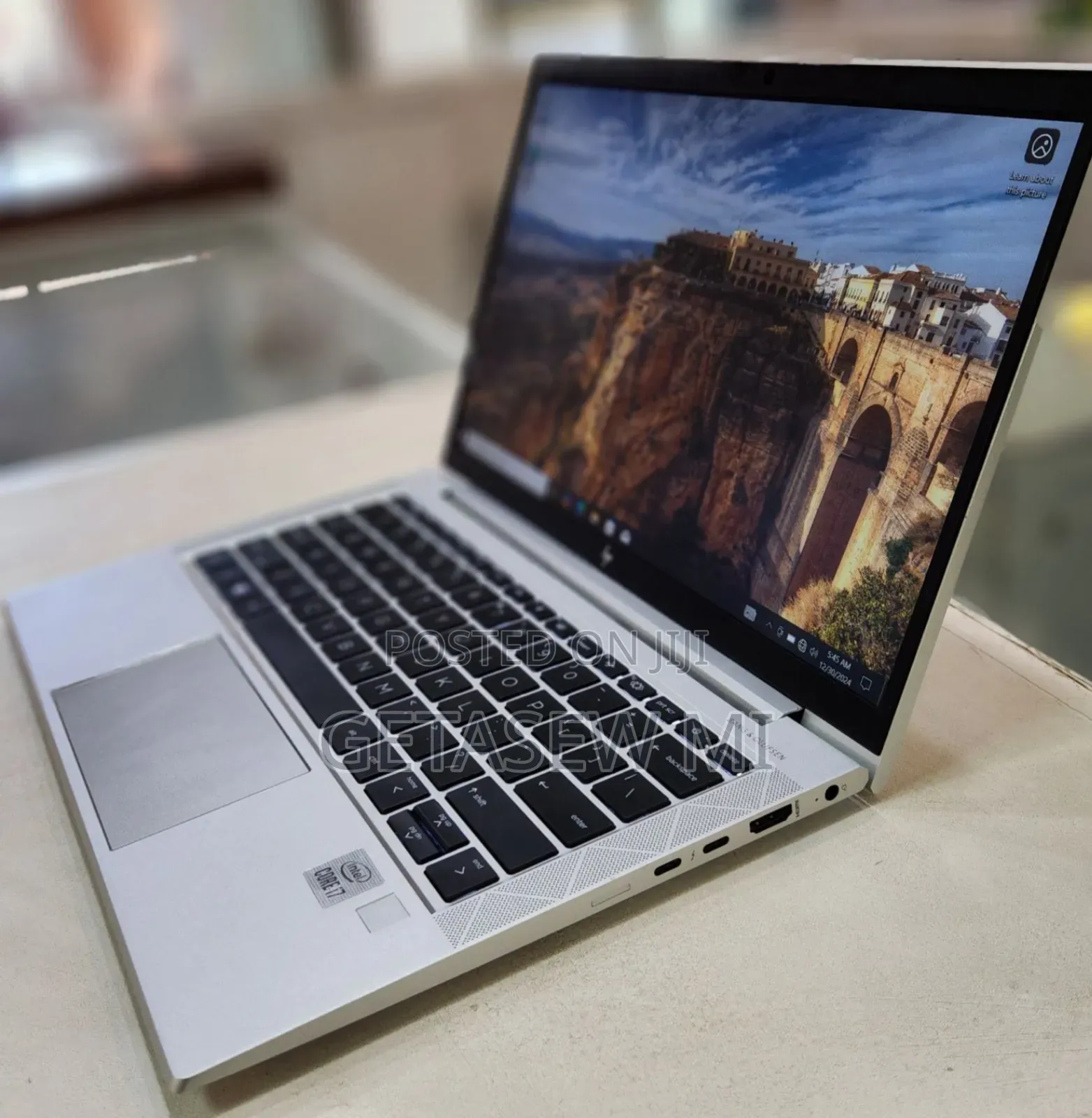 New Laptop HP EliteBook 830 16GB Intel Core I7 SSD 512GB