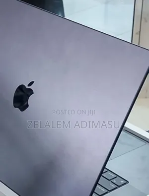 New Apple MacBook Pro 2023 M3 14-Inch 18GB Intel Core I7 SSD 512GB