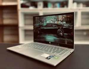 New Laptop HP Pavilion 14 16GB Intel Core I7 SSD 512GB