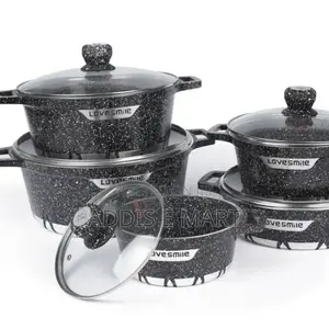Photo - የራሱ ጭልፋዎች ያሉት Telford Nonstick Cook Ware Set