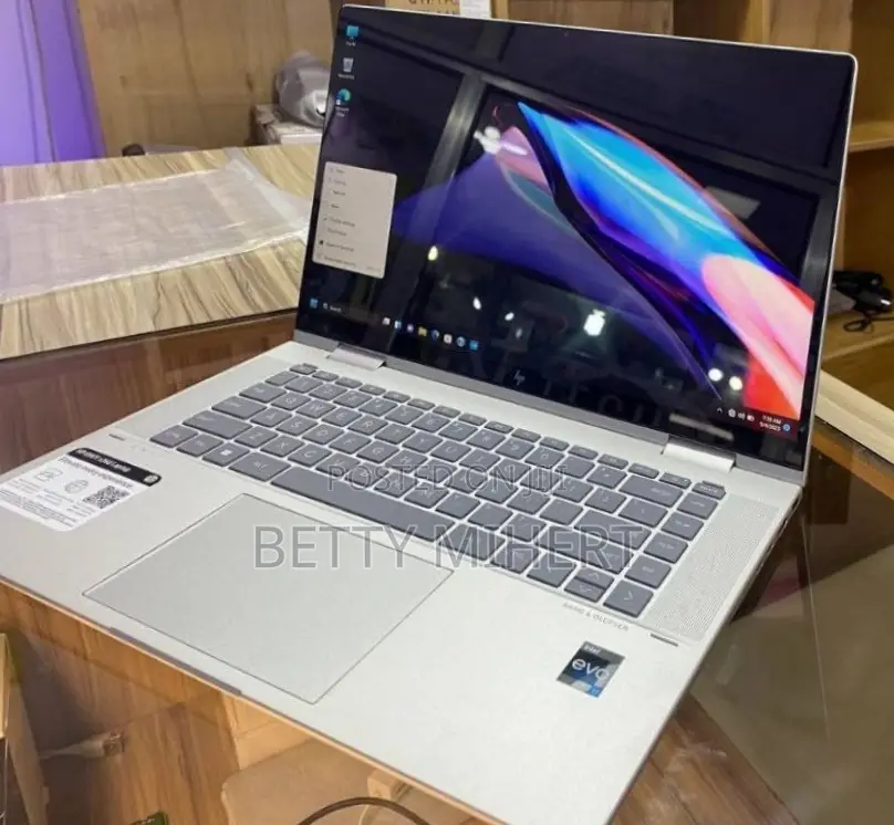 New Laptop HP Envy X360 16GB Intel Core I7 SSD 1T