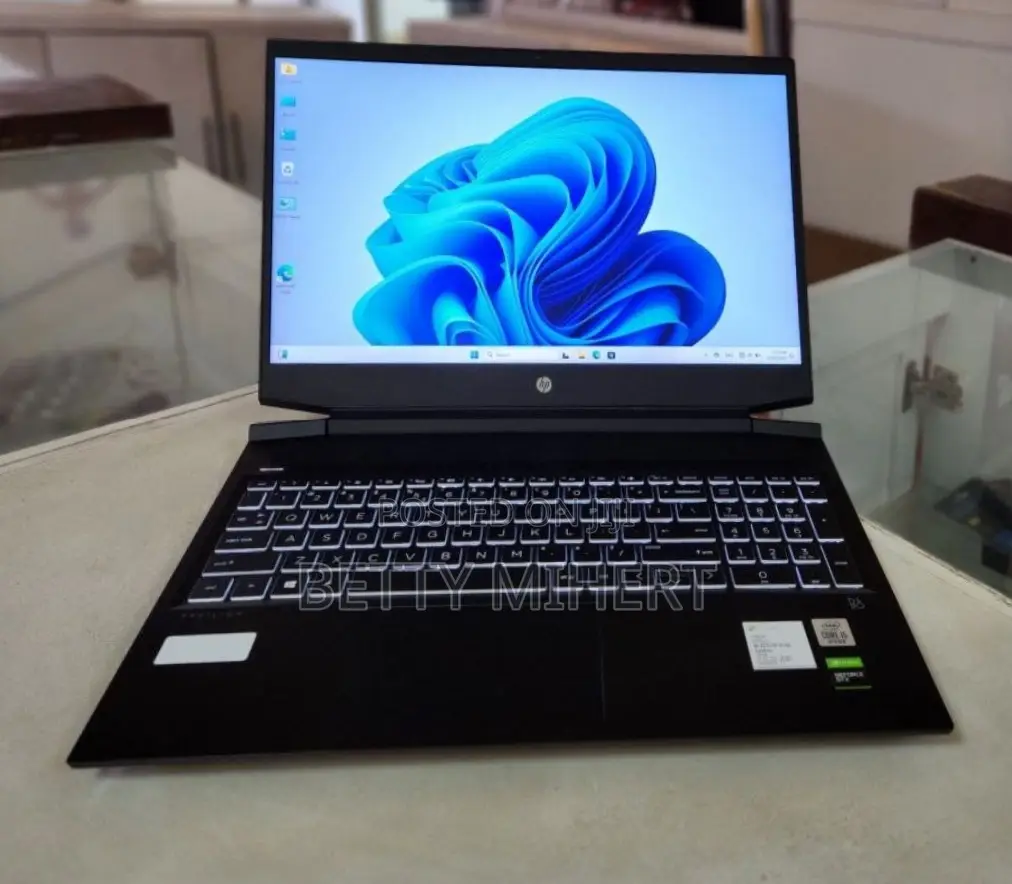 Laptop HP Pavilion 15 16GB Intel Core I5 SSD 512GB