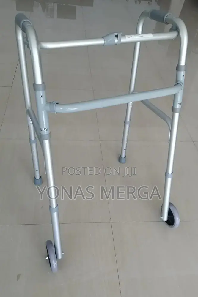 FOLDABLE PORTABLE ROLLATOR WALKER:Walker圞can Withstand 150kg