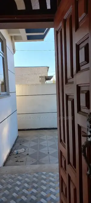 Furnished 4bdrm House in Ccd Area, Oromia-Finfinne for sale