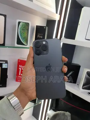 Photo - Apple iPhone 14 Pro Max 256 GB Black