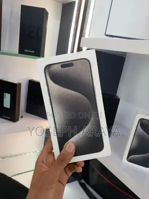 Photo - New Apple iPhone 15 Pro Max 256 GB Silver