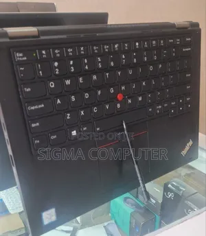 Photo - New Laptop Lenovo ThinkPad Yoga 370 8GB Intel Core I5 SSD 512GB