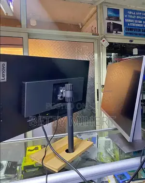 Lenovo 27inch Monitor