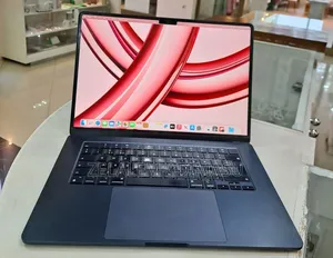 New Laptop Apple MacBook Air 2023 M2 8GB Intel Core i7 SSD 512GB