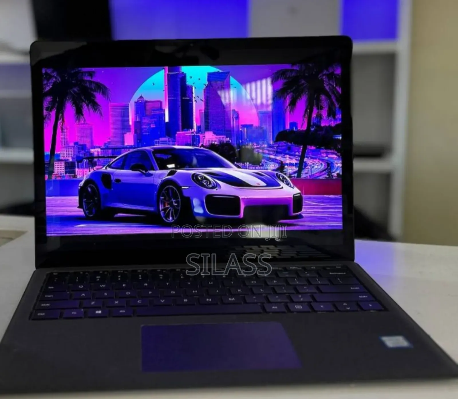 New Laptop Microsoft Surface Laptop 2 8GB Intel Core I7 SSD 256GB