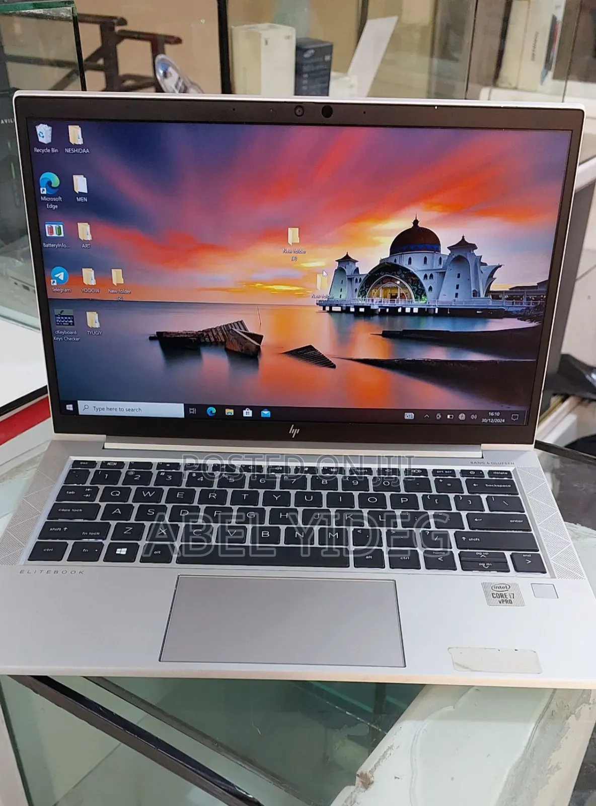 New Laptop HP EliteBook 830 16GB Intel Core I7 SSD 512GB