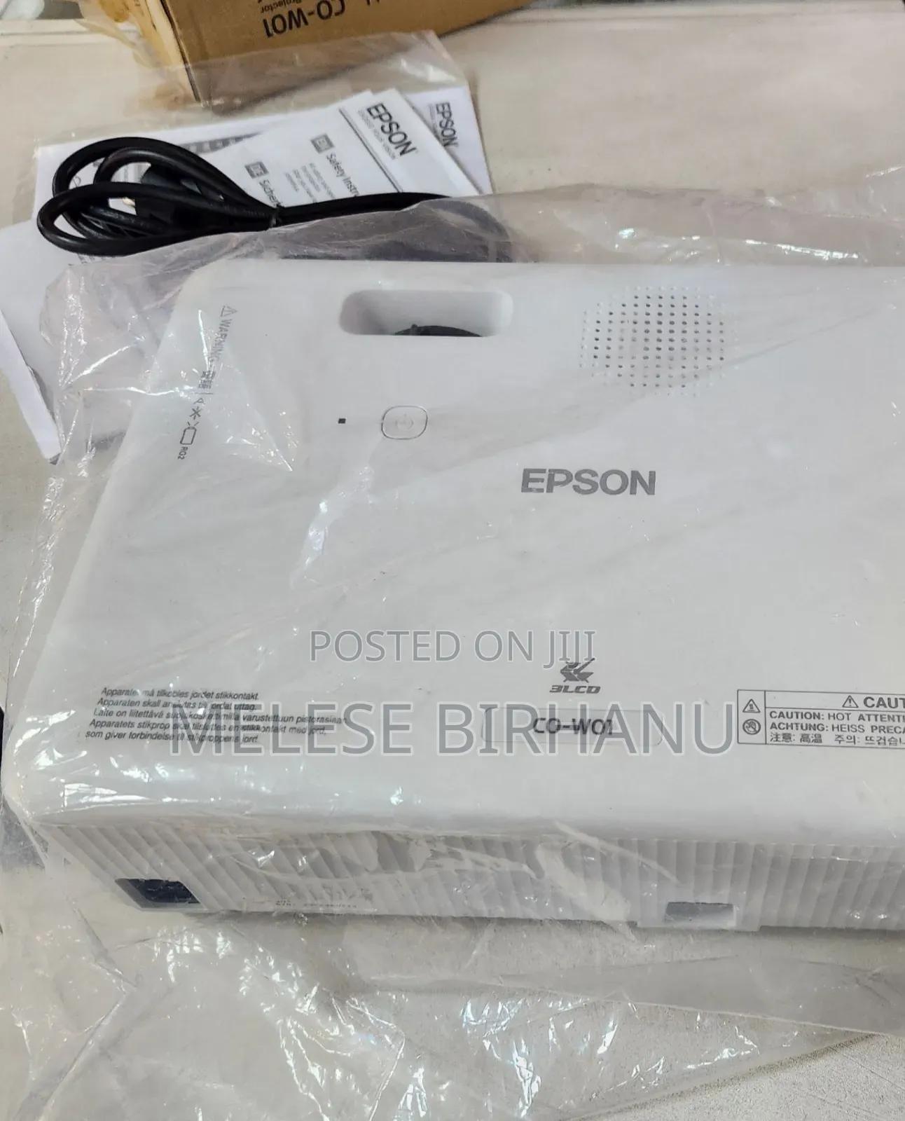New Epso W01 Projector