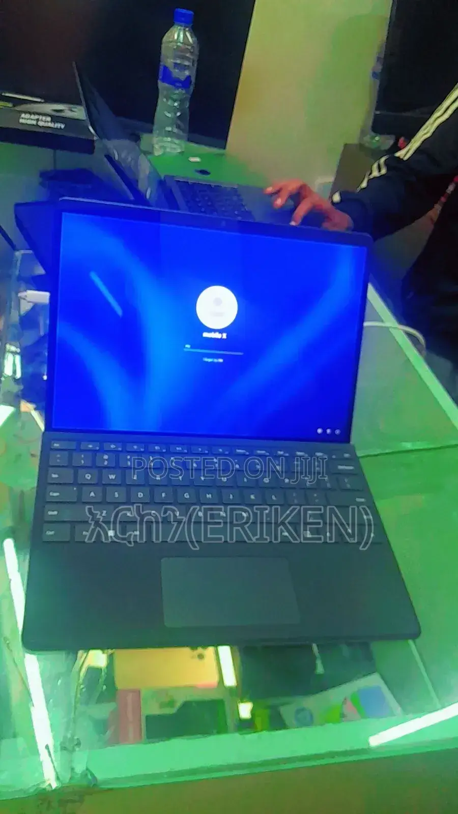 New Laptop Microsoft Surface Pro 9 16GB Intel Core I5 SSD 256GB