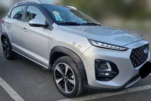 Photo - Chery Tiggo 2 2022 Silver