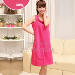 Step Out in Style Comfort: Luxury Bathrobe (Free Delivery)