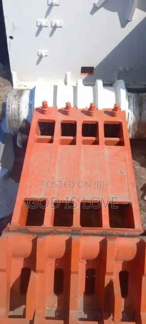 250 Tone Cruiser ክሬቸር 250ቶን