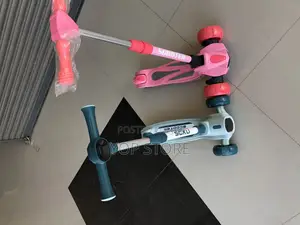 Photo - Kick Scooter Leotoon Dashwing