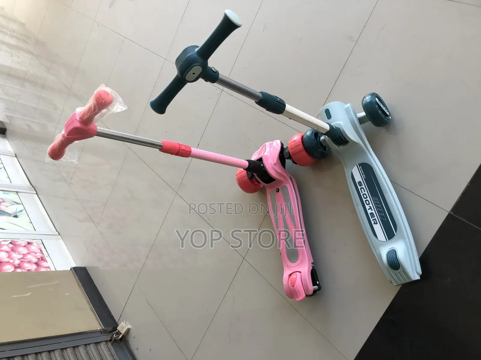 Kick Scooter Leotoon Dashwing