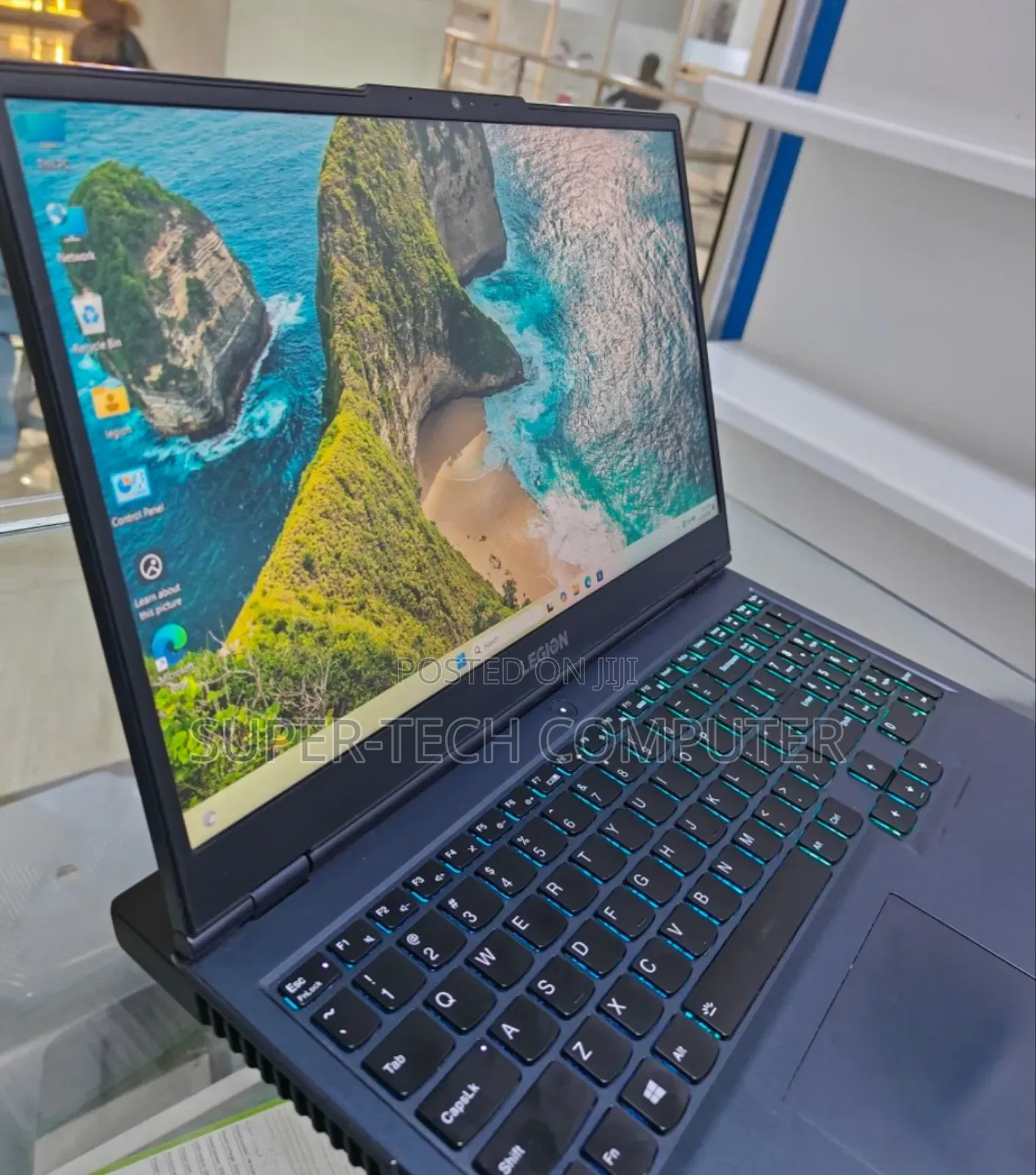 New Laptop Lenovo Legion 5 16GB AMD Ryzen 7 SSD 1T