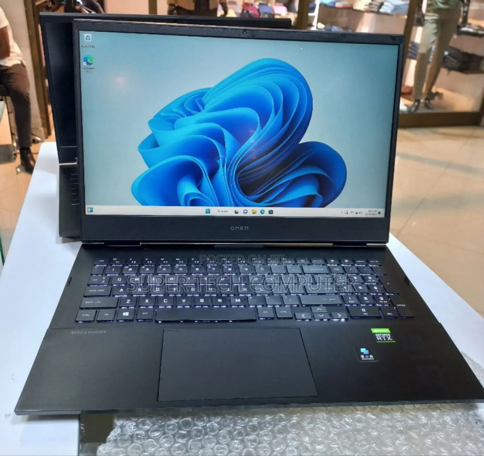 New Laptop HP Omen 16 16GB Intel Core I5 SSD 512GB