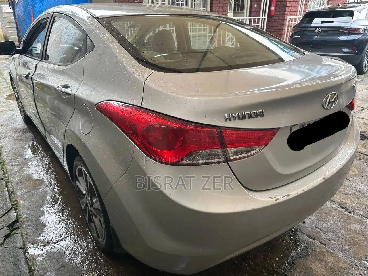 Hyundai Elantra 2012 Silver
