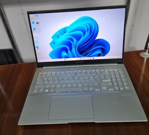 Photo - New Laptop Asus ZenBook Pro 15 UX580GE 16GB Intel Core I7 SSD 512GB