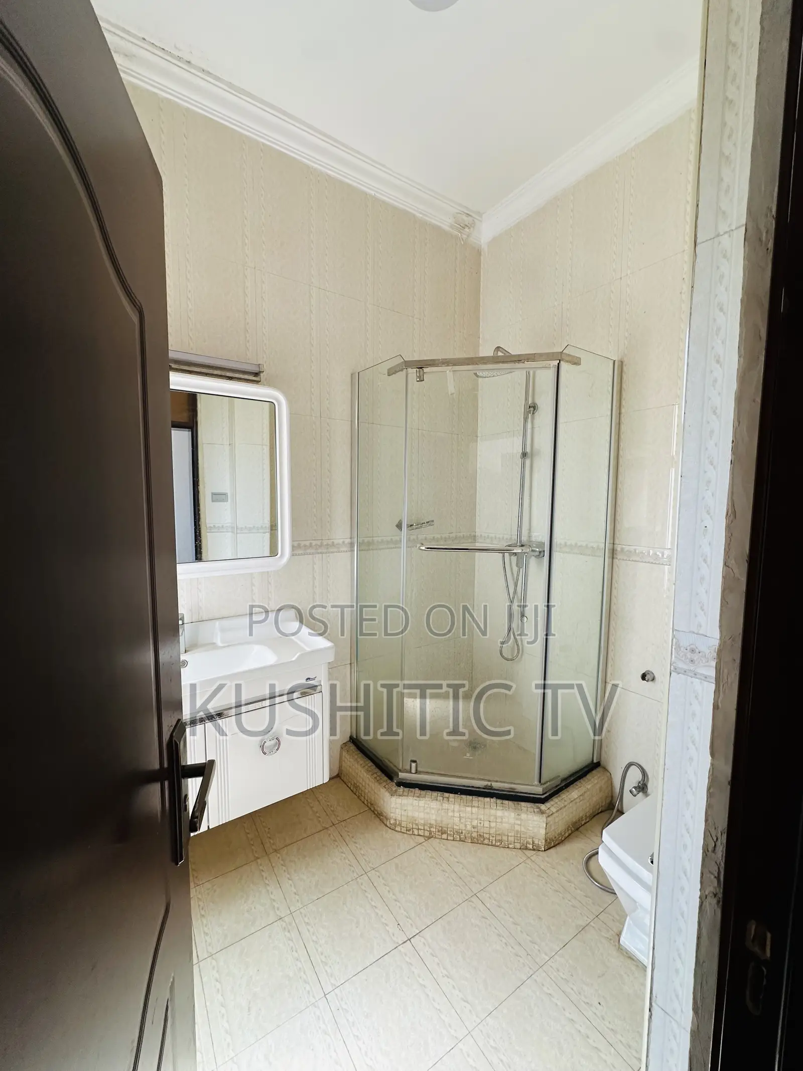 3bdrm House in 20 Meter, Nifas Silk-Lafto for rent