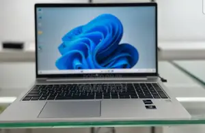 Photo - New Laptop HP EliteBook 840 16GB Intel Core I7 SSD 512GB