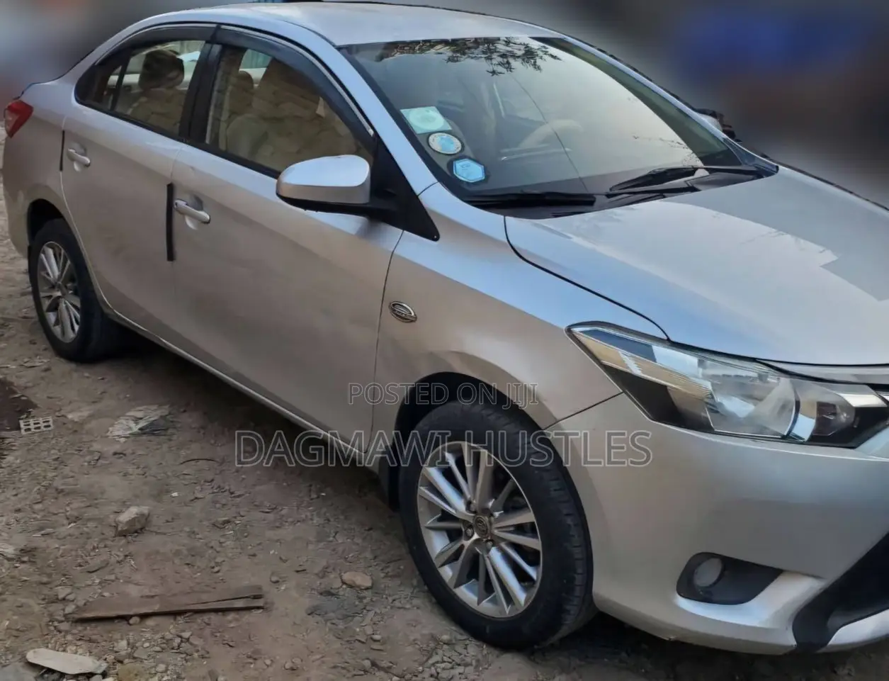 Toyota Yaris 2014 Silver