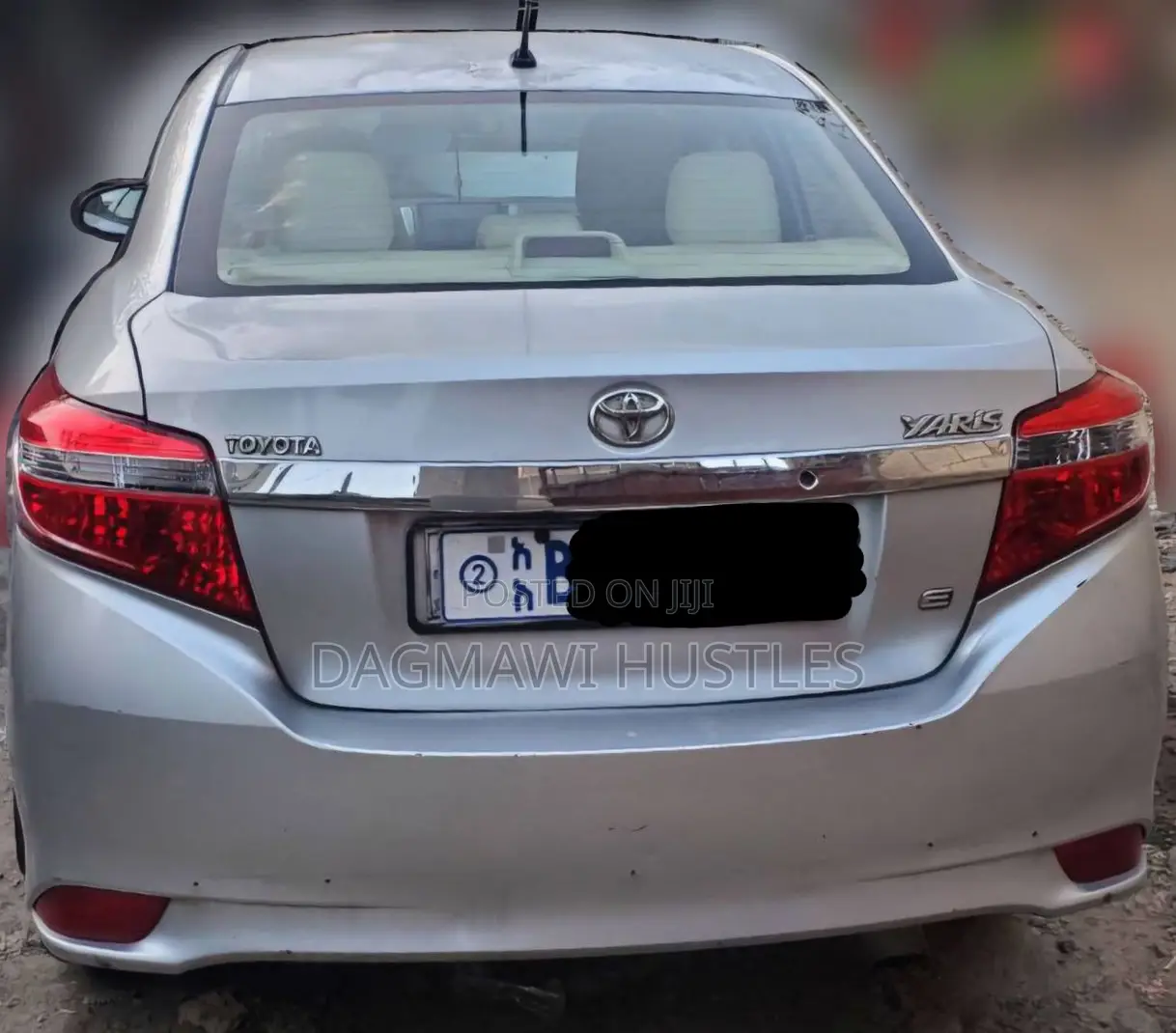 Toyota Yaris 2014 Silver