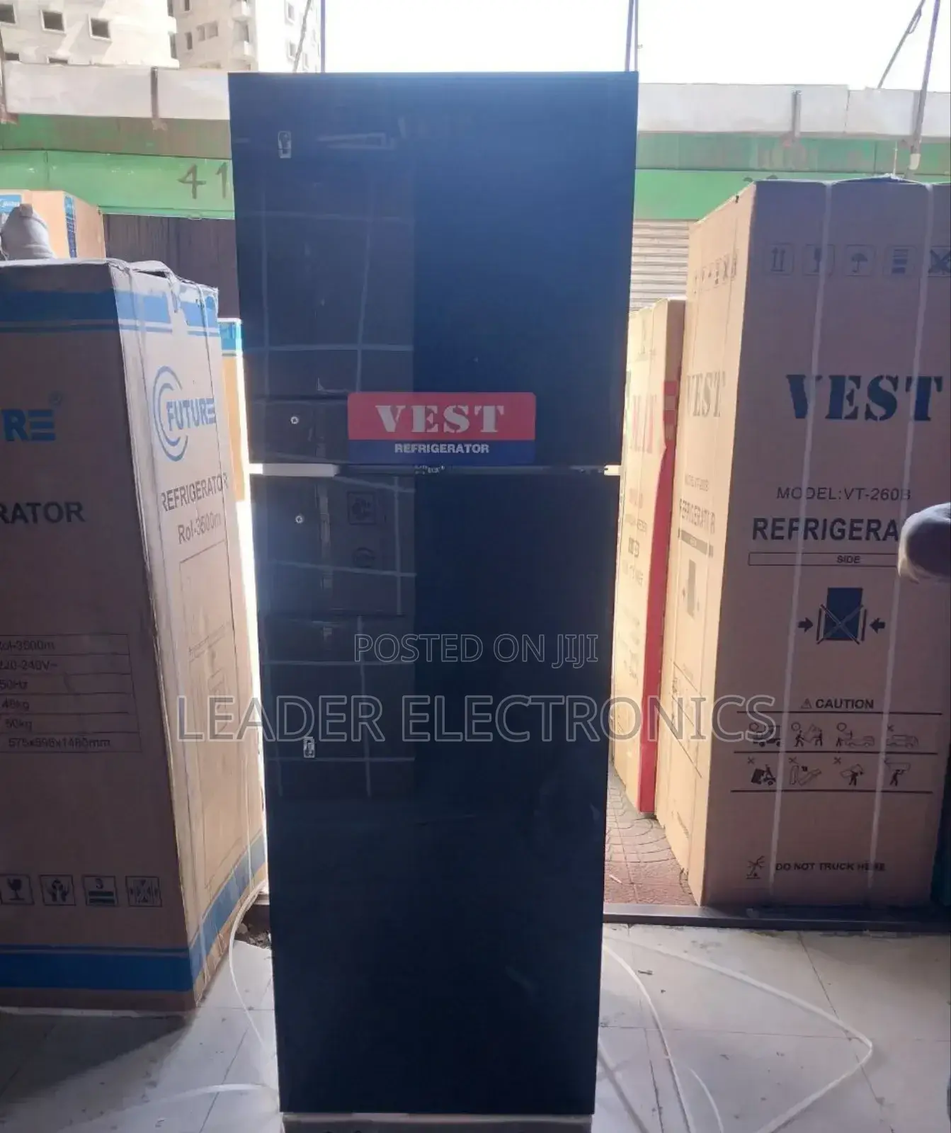 Vest Refrigerator 260 Liter